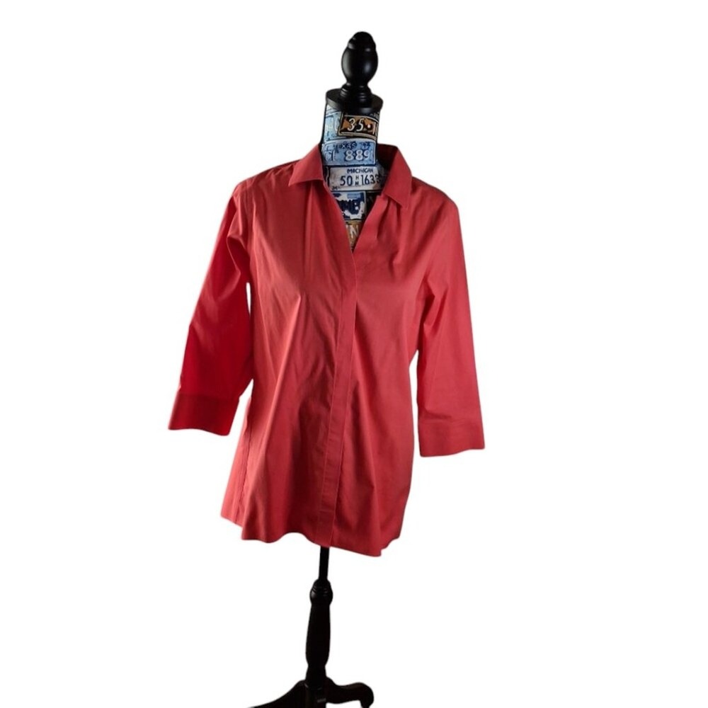 Foxcroft Coral Button Down Shirt Long Sleeve  Women's‎ Size 6